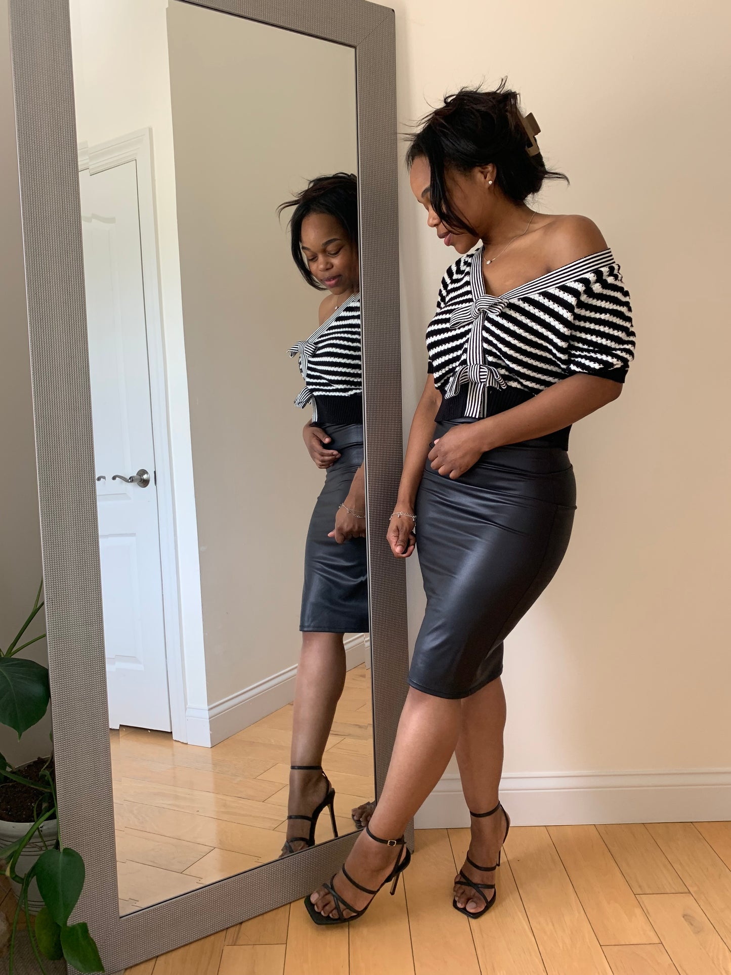 The Icon Skirt - Black