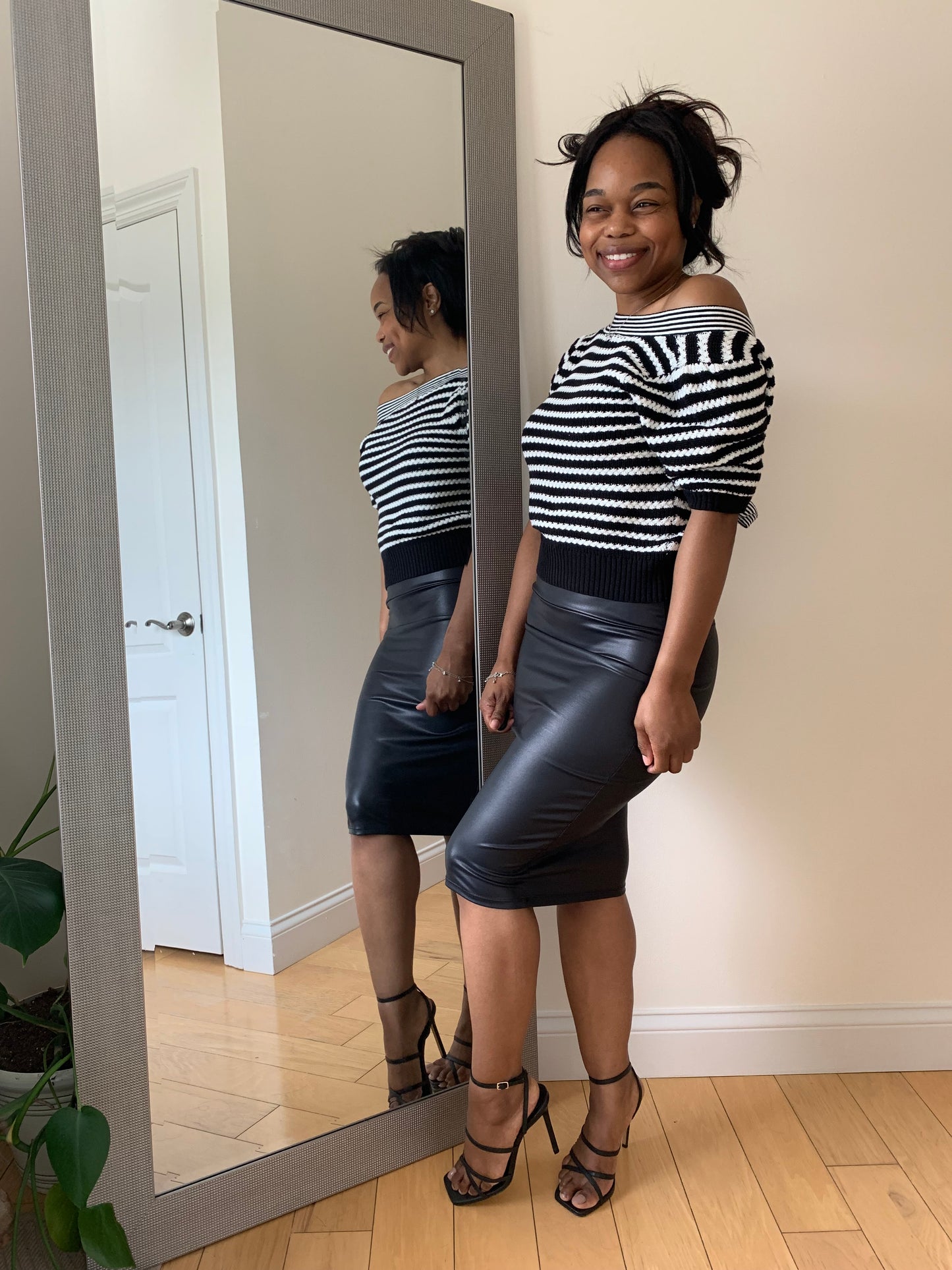 The Icon Skirt - Black