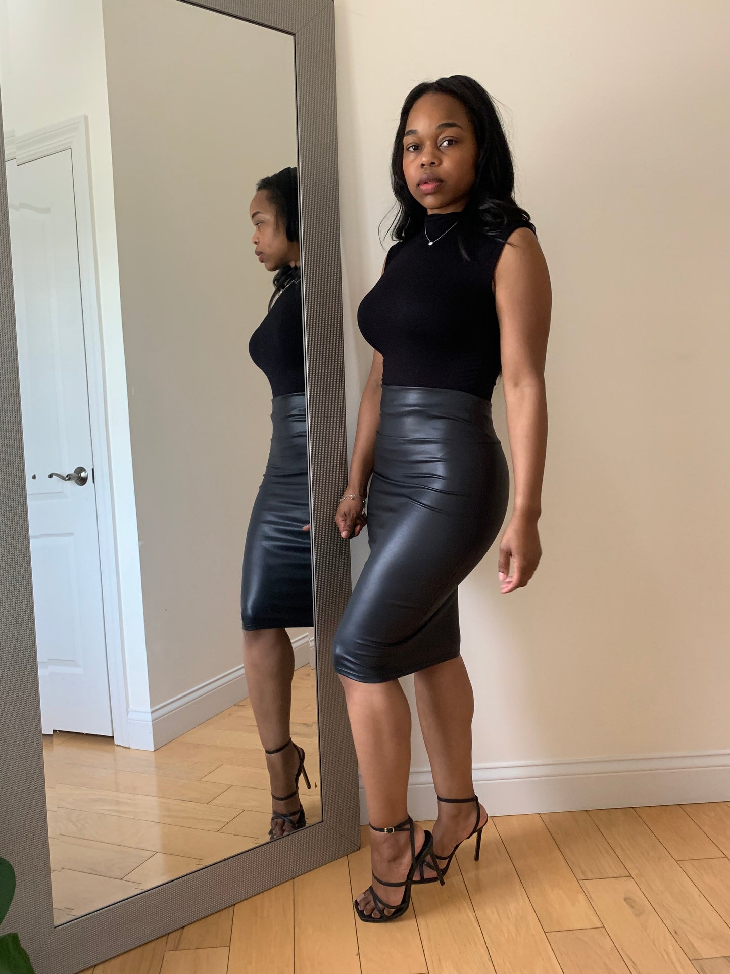 The Icon Skirt - Black