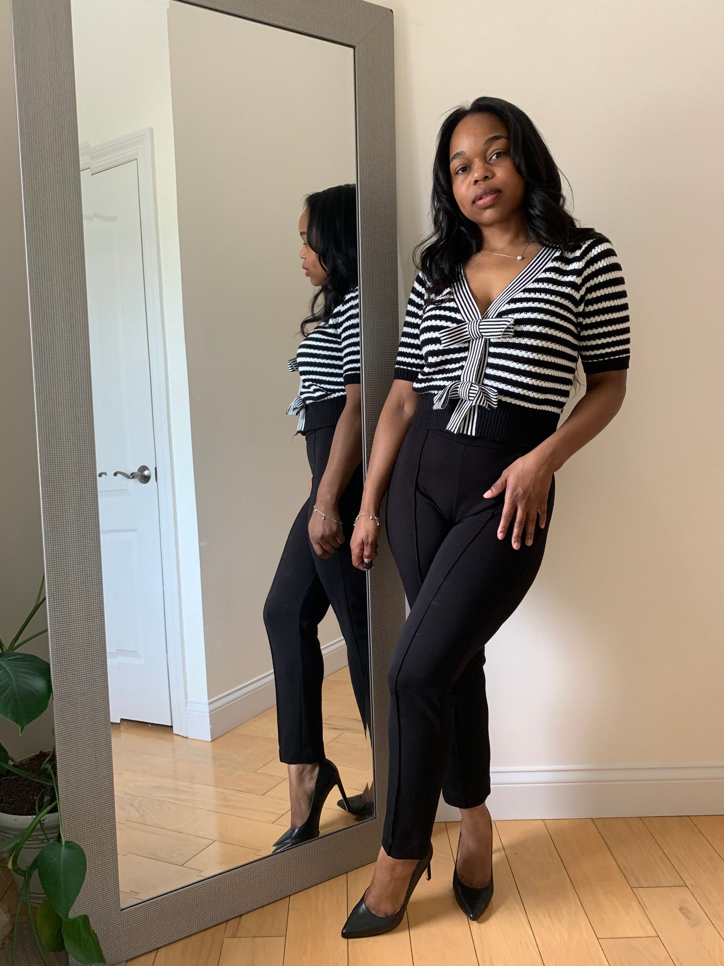 The Luxe Lines Cardigan - Black