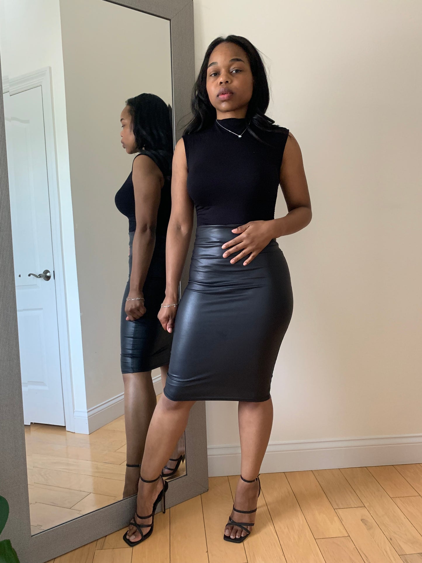 The Icon Skirt - Black